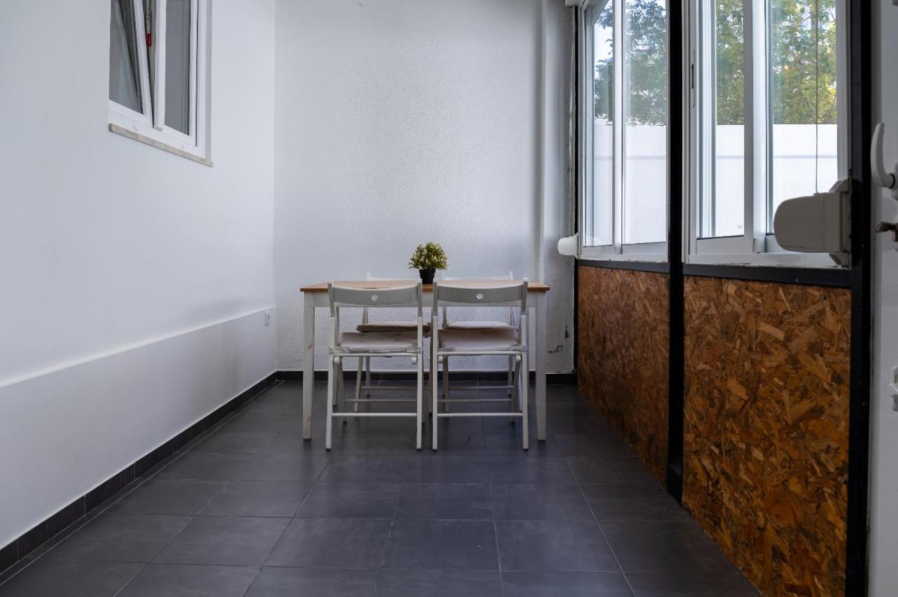 Entrecampos - Family Apartment With Terrace Lisboa Kültér fotó